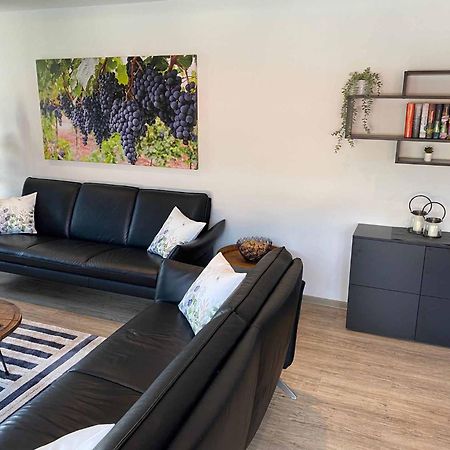 Ferienwohnung Weingut Sturm Buergstadt Exterior foto
