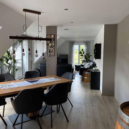 Ferienwohnung Weingut Sturm Buergstadt Exterior foto